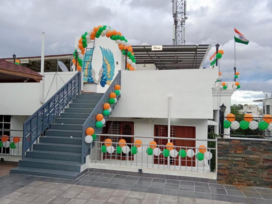 Peacock Hill Homestay 博帕尔 外观 照片