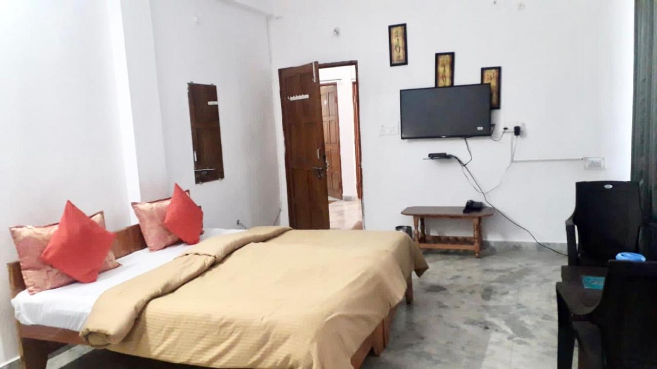 Peacock Hill Homestay 博帕尔 外观 照片